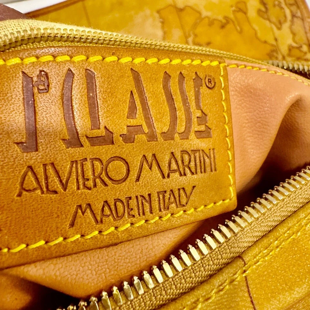 Vintage Map Print Tan Shoulder Bag - Picture 7 of 16